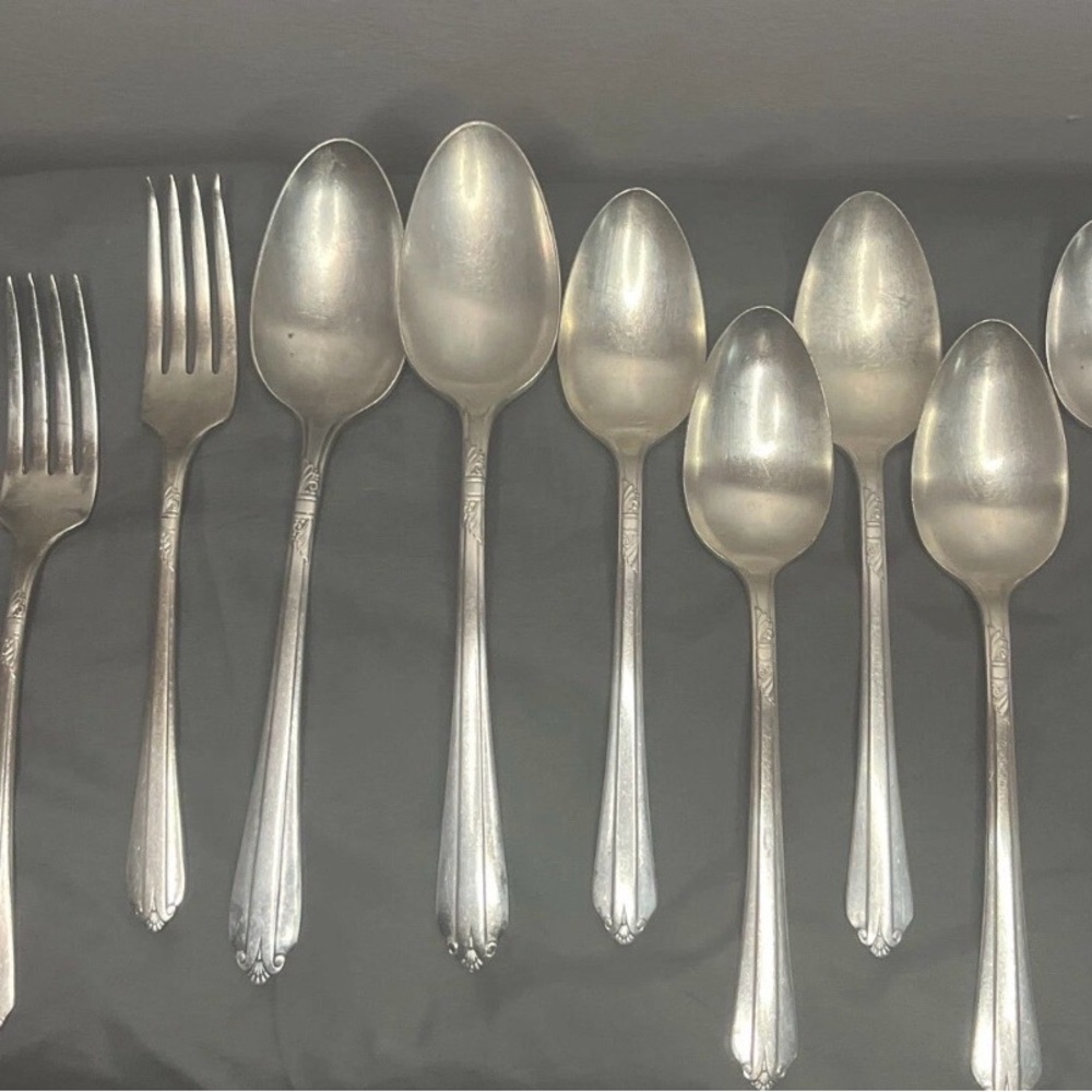 1939 Stratford Flatware WM Rogers International Silver 22 Pieces-Starlight - Picture 2 of 10